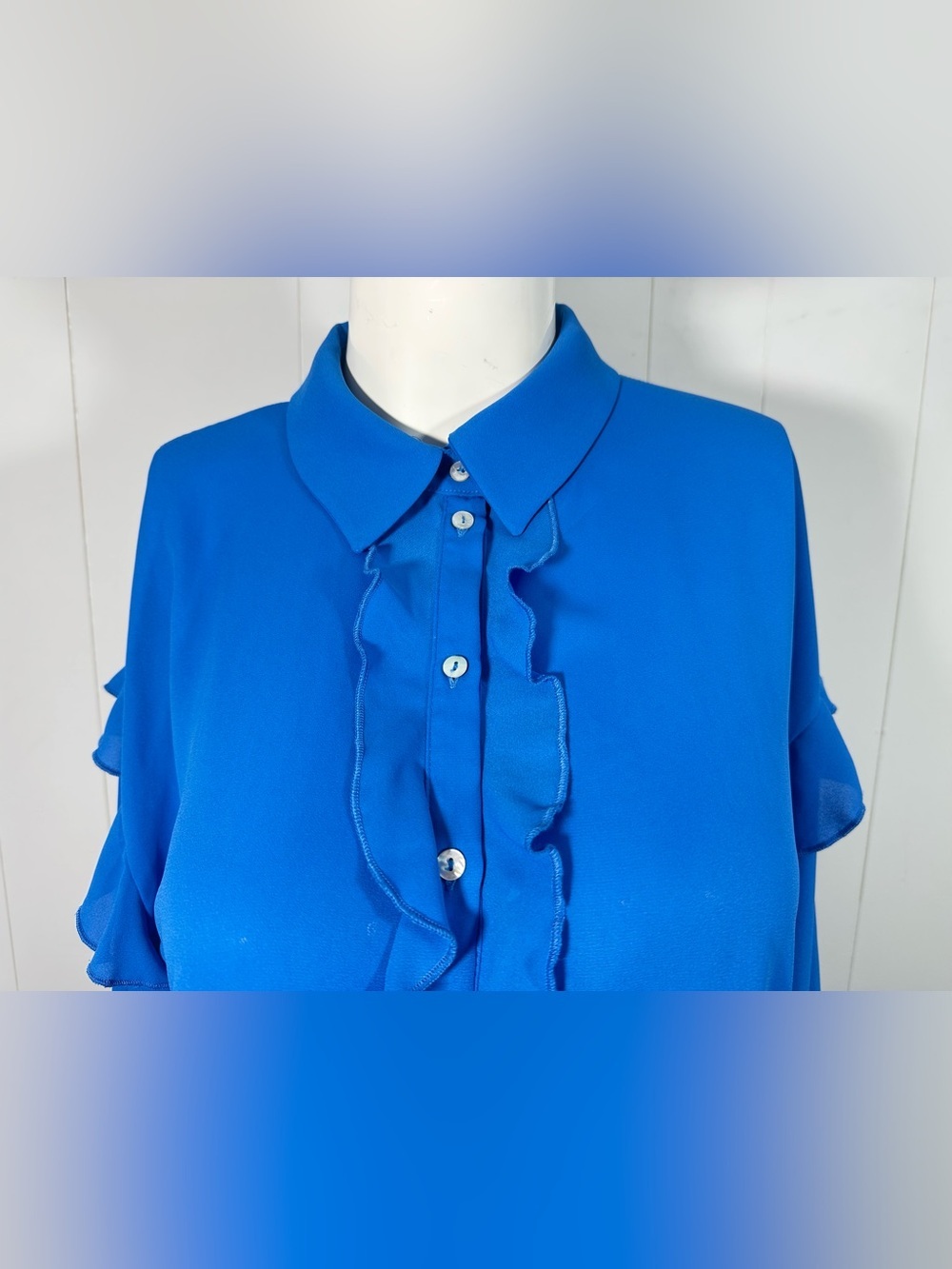 Zara Women's Size M Blue Long Sleeve Ruffle Button Down Shirt Blouse Top - Picture 2 of 11